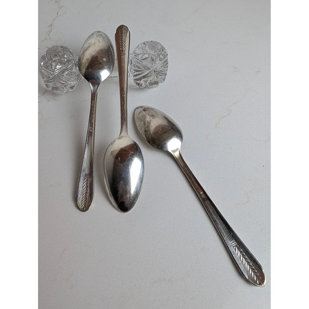 Vintage 1939 Wm Rogers Allure Silverplate Teaspoons Set of 3 Art Deco